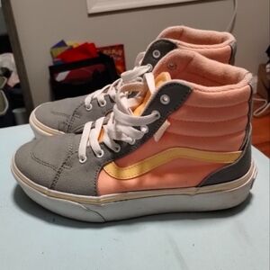 VANS Off The Wall Sk8-Hi Top Racing Apricot Peach Shoes Size Youth 3/ Women’s 5